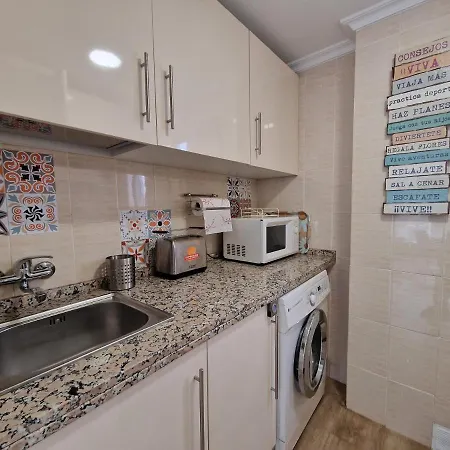 Precioso Centro Zona Nervion. Lägenhet *